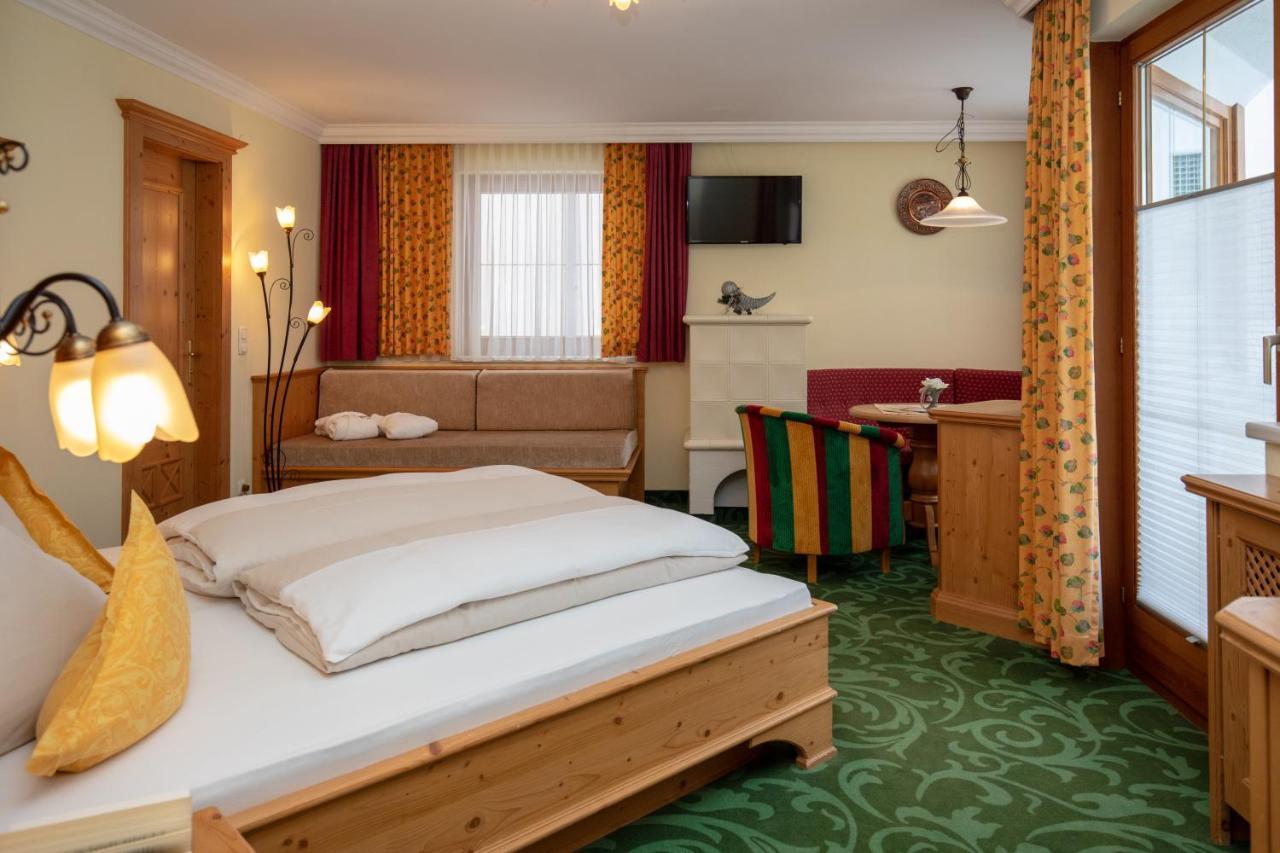 Alpenresidenz Trisanna Bed & Breakfast Ischgl Exterior photo