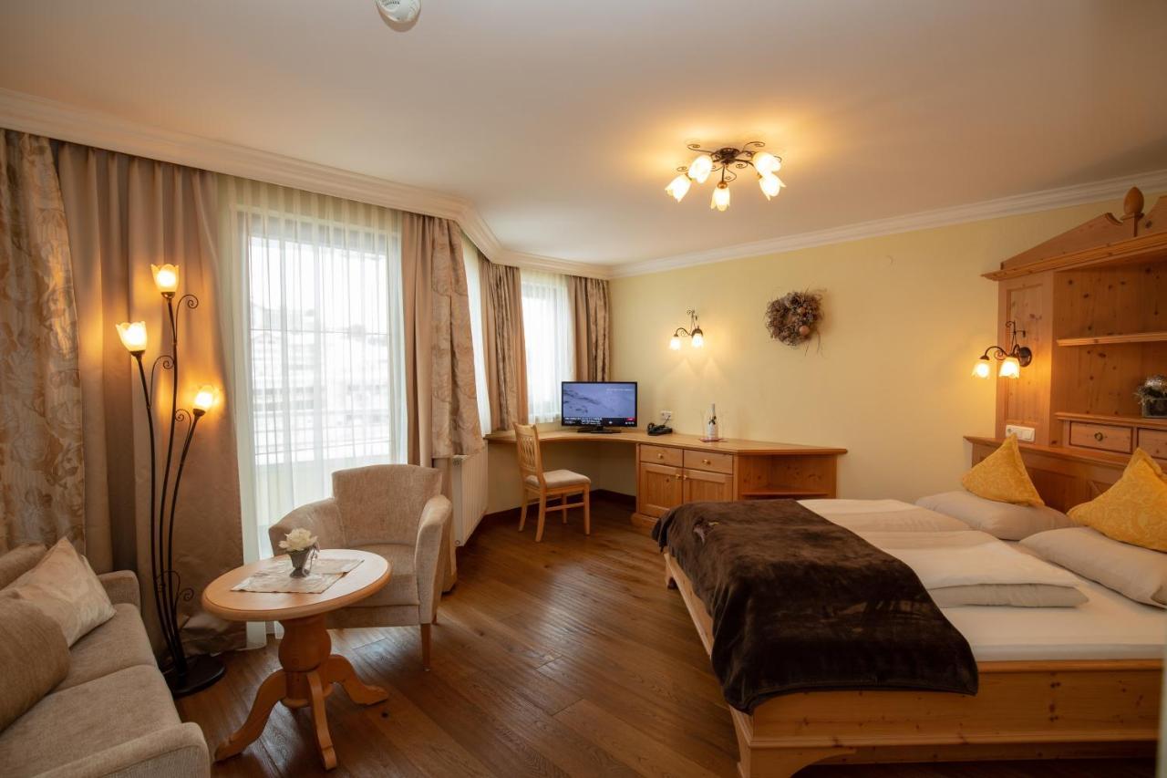 Alpenresidenz Trisanna Bed & Breakfast Ischgl Exterior photo