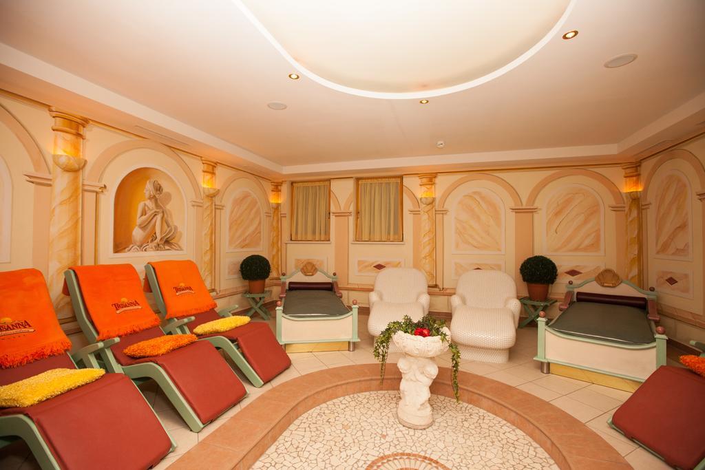 Alpenresidenz Trisanna Bed & Breakfast Ischgl Exterior photo